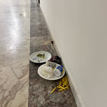 Otelde Hijyen Ve Hizmet Sorunları Yaşadık
