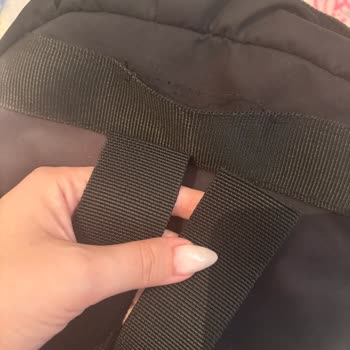 Lumberjack Sırt Çantasının Askıları Kısa Sürede Koptu