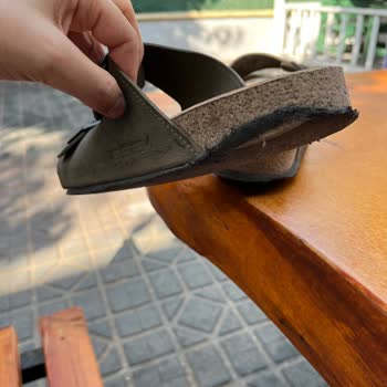 Kısa Sürede Deforme Olan Terlik Ve İletişim Sorunu