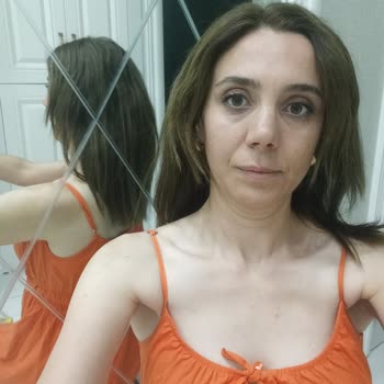 Saç Boyası Sonrası Şiddetli Yanma Ve Aşırı Saç Dökülmesi Yaşadım