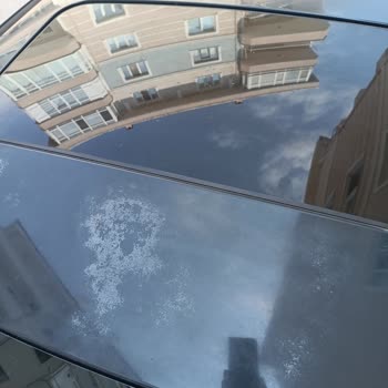 Tavan Vernik Soyulması Üretim Hatası Olabilir Mi