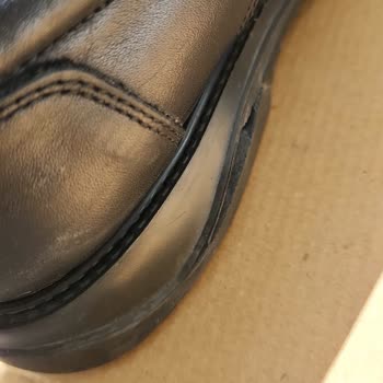 Kısa Sürede Tabanında Yarık Oluşan Ayakkabı İçin Çözüm Sunulmadı