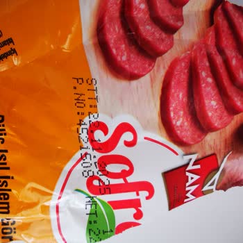 Sucukta Sert Plastik Cisim Şoku: Sağlığımız Tehlikede