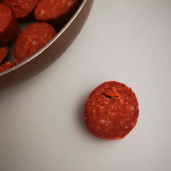 Sucukta Sert Plastik Cisim Şoku: Sağlığımız Tehlikede