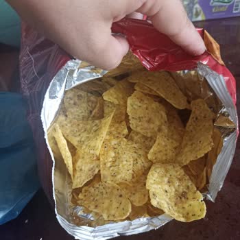 Aldığım Cipsin İçeriği Eksik Ve Tadı Bozuk Çıktı, Mağduriyetimin Giderilmesini İstiyorum