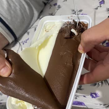 Golf Maraşım Dondurmada Plastik Benzeri Katman Ve Kötü Tat Sorunu