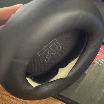 Anker Kulaklık Pedlerinde Açılma Ve Yedek Parça Talebi