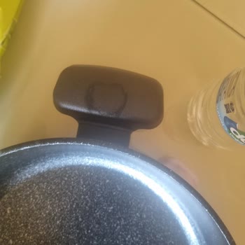 Korkmaz Mutfak Eşyaları Ornella Tencere Setinde İlk Kullanımda Soyulma Ve İade Sorunu