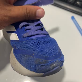 In Street Kusurlu Ayakkabı Ve Yetersiz Müşteri Hizmetleri Deneyimi!