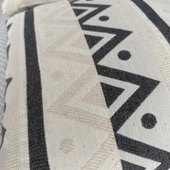 Koltuk Takımı Kırlentlerinde Sürekli Tüy Toplama Ve İlgisiz Servis