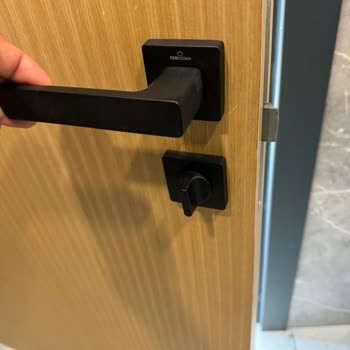 Kapı Kollarının Dayanıksızlığı Ve Yedek Parça Sorunu