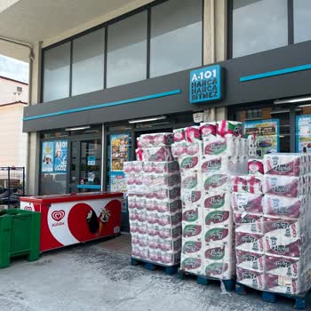 A101'de Son Kullanma Tarihi Geçmiş Bebek Maması Satışı Ve İlgisiz Çalışan