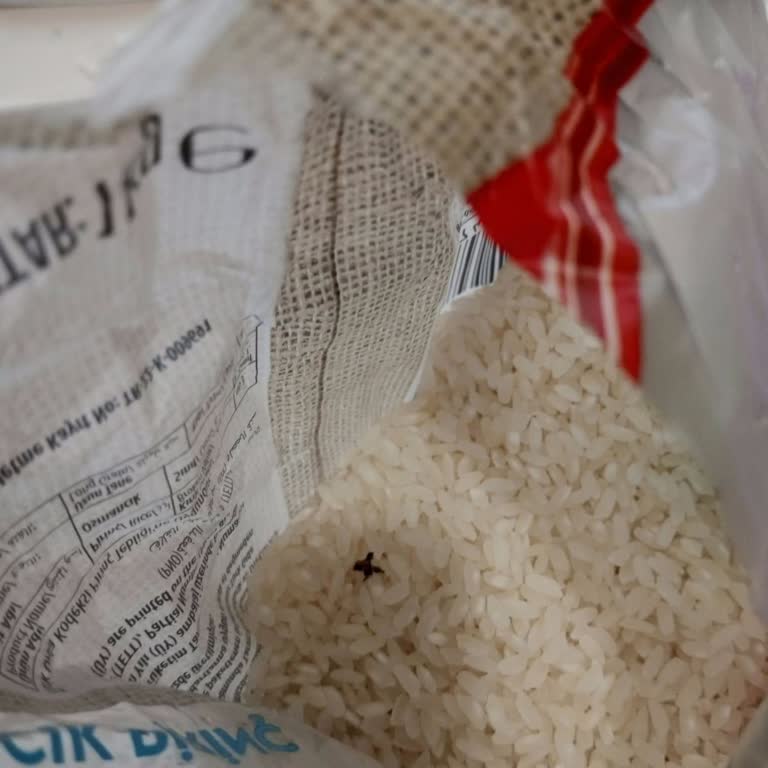 Aldığım Pirinçte Güve Sorunu Ve İade Problemi