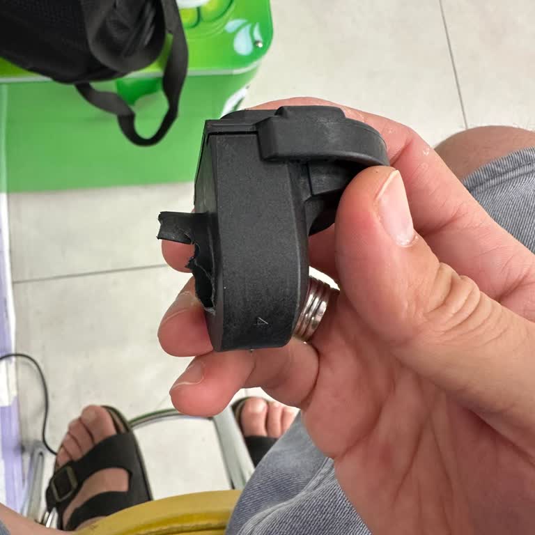 Geberit Klozet Askı Aparatının Dayanıksızlığı Mağduriyet Yaşattı