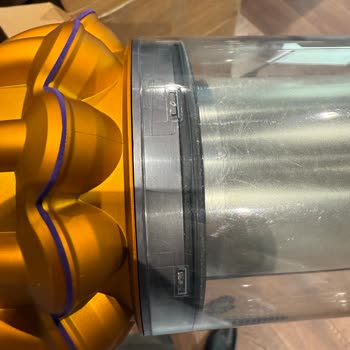 Dyson Süpürge Haznesi Değişiminde Kullanılmış Parça Şoku Ve Çözüm Eksikliği