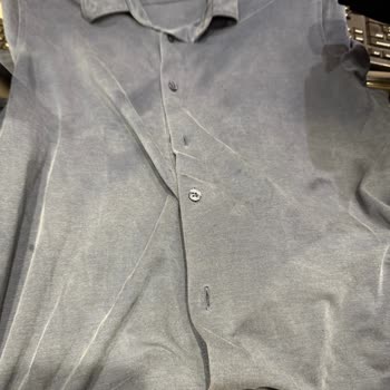 İlk Yıkamada Rengi Solan Gömlekler İçin Değişim Talebi Ve Mağduriyet