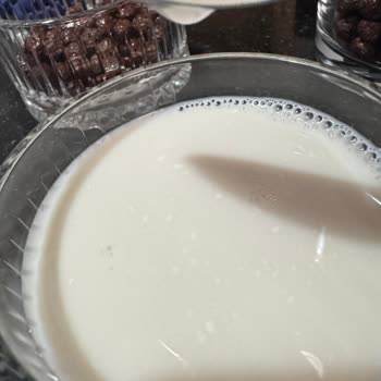 Sütaş Sütünde Beklenmedik Parçalar: Güven Sarsıldı