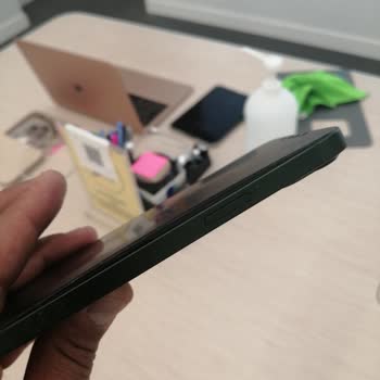 iPhone 13 Pil Şişmesi Nedeniyle Mağduriyetimin Giderilmesini İstiyorum