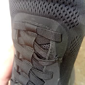 Az Kullanılan Skechers Ayakkabıda Bağcık Yırtılması Ve Yetersiz Mağaza İlgisi