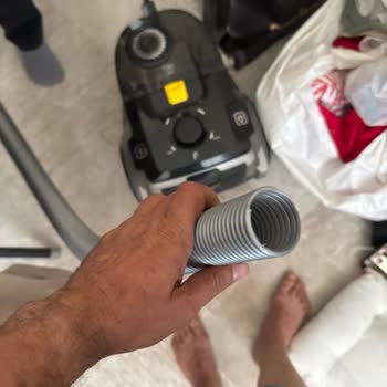 Yeni Alınan Elektrikli Süpürgenin Hortumu Kısa Sürede Delindi, Garanti Kapsamında Çözüm Bekliyorum