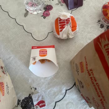 Kids Menüde Oyuncak Eksikliği Ve İletişim Sorunu