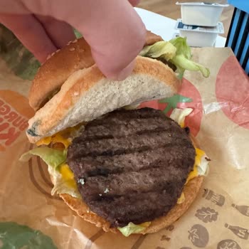 Küflü Ekmekle Gelen Sipariş Ve İlgisiz Çözüm Yaklaşımı