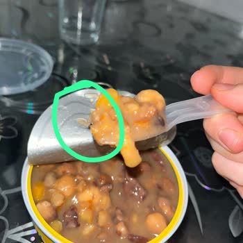 Hazır Aşurede Kıl Çıkması Hijyen Ve Güven Sorunu Yaşattı