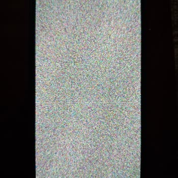 Samsung A52 Modelinde Ani Kapanma Ve Ekran Sorunu