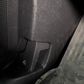 Sıfır Araçta Su Sızıntısı Ve Servis Mağduriyeti