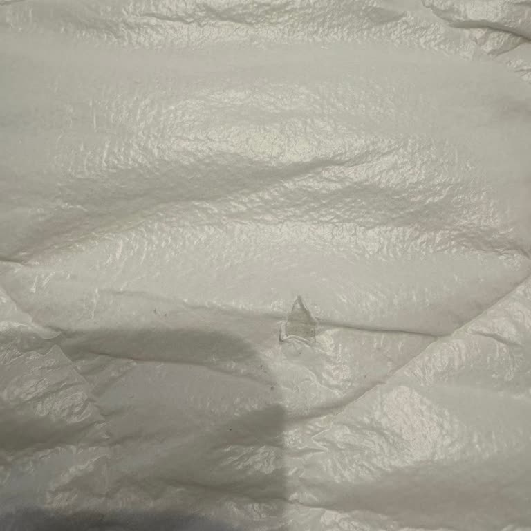 İki Günlük Yatak Alezi Delik Çıktı, Bambi'den Acil Çözüm Bekliyorum