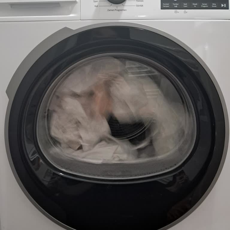 Kurutma Makinesi Çamaşırları Küçültüyor Ve Programı Erken Bitiriyor