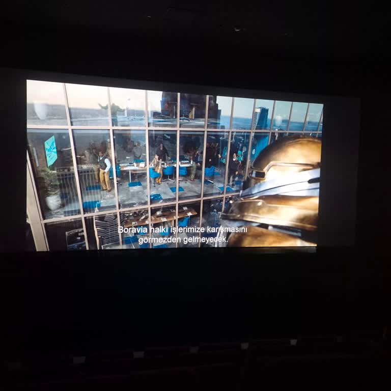 Sinema Salonunda Klima Ve Görüntü Sorunları Keyfimizi Kaçırdı