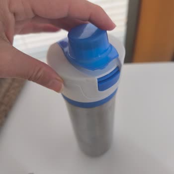 Pahalı Termosun Kapağı İlk Kullanımda Çatladı, Yedek Parça Veya Değişim İstiyorum