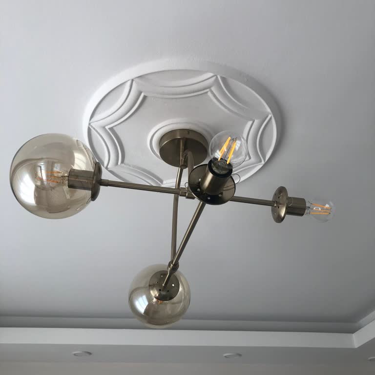 Bauhaus'tan Aldığım Avizenin Cam Sorunu Çözülemiyor