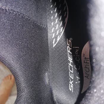 Kısa Sürede Yıpranan Ayakkabı İçin Çözüm Sunulmaması Ve İade Talebi