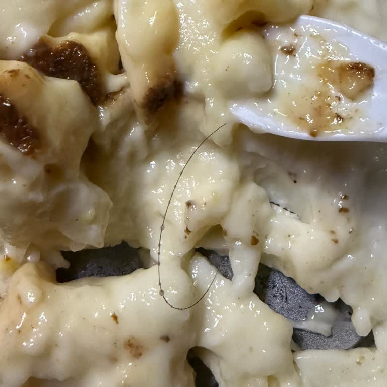 Aldığım Tatlının İçinden Saç Çıktı Hijyen Konusunda Mağdur Oldum