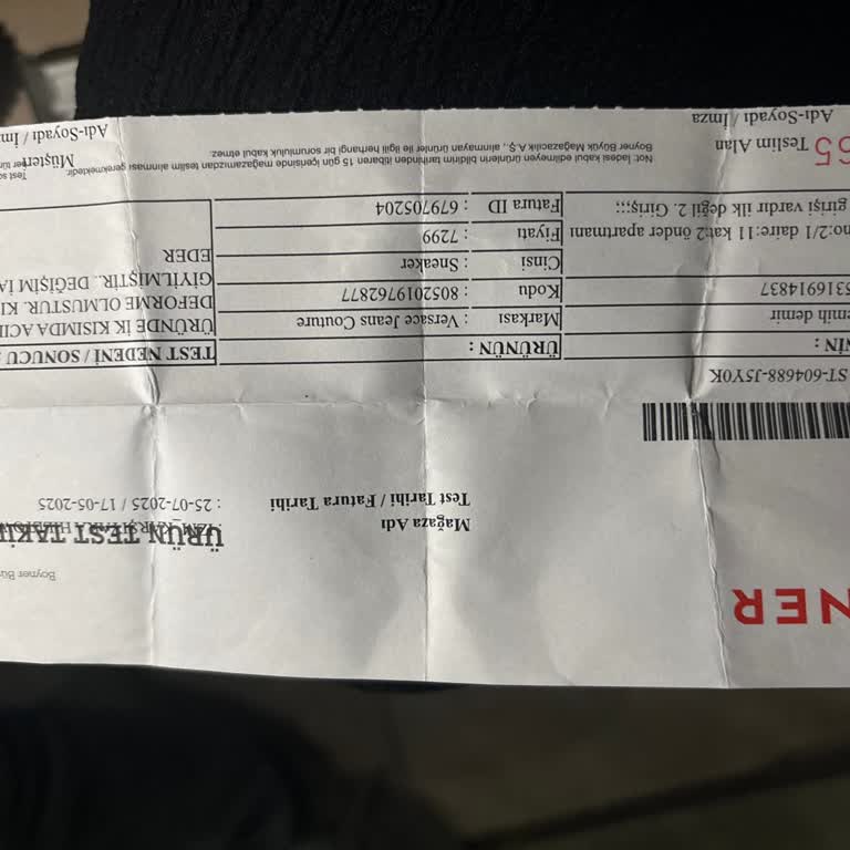 İki Kez Giyilen Versace Ayakkabının Dikişleri Açıldı, Boyner Yardımcı Olmuyor