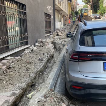 Kazı Çalışması Sırasında Park Halindeki Aracımın Tamponu Çizildi, Bilgilendirme Yapılmadı