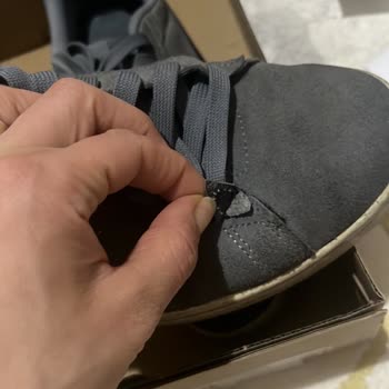 In Street Mağazasında Ayakkabı Yırtılması Ve Olumsuz İnceleme Süreci