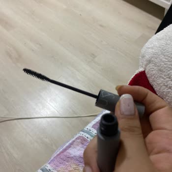 Gratis'ten Aldığım Maskara Kurumuş Çıktı, Değişim Veya İade Talebim Var