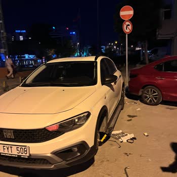Küçükçekmece'deki Yol Sorunu Nedeniyle Aracımda Oluşan Maddi Hasar