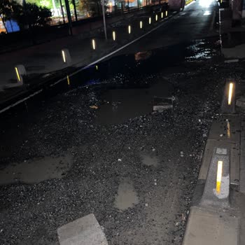 Küçükçekmece'deki Yol Sorunu Nedeniyle Aracımda Oluşan Maddi Hasar