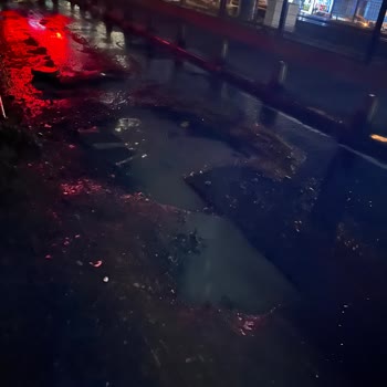 Küçükçekmece'deki Yol Sorunu Nedeniyle Aracımda Oluşan Maddi Hasar