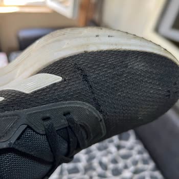 Aldığım Ayakkabı 20 Günde Yırtıldı, Garanti Süreci Hayal Kırıklığı