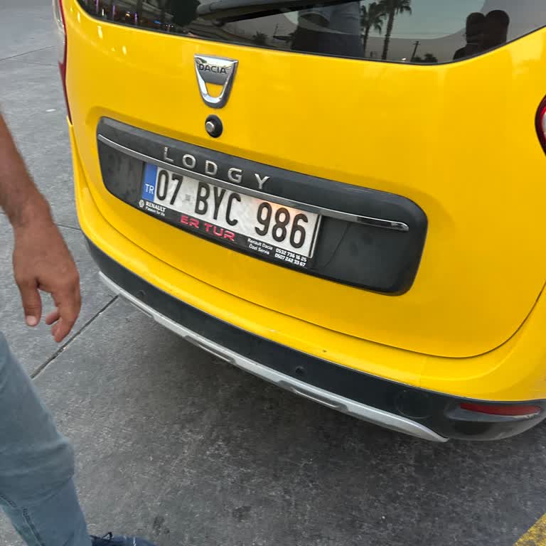 Taksimetre Açılmadan Fahiş Ücret Talebi Ve Fiş Verilmemesi