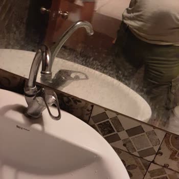 Otel Odasında Temizlik Ve Hijyen Sorunları, Ücret İadesi Talebi