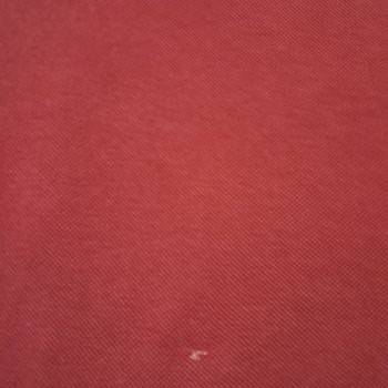 Yıkama Sonrası Tişörtte Gizli Dikiş Hatası Ve Yapışkan Leke Şoku