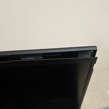 Monster Notebook Teknik Servis Sonrası Cihazımda Tornavida İzi Ve Montaj Hatası Yaşadım