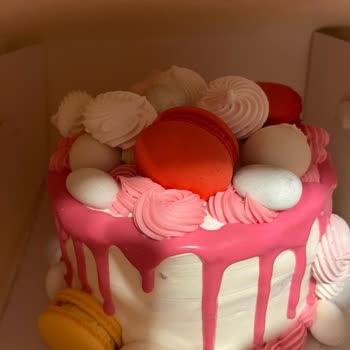 Doğum Günü Pastası Siparişimde Hayal Kırıklığı Ve İletişim Sorunu