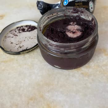 Aldığım Zeytin Ezmesi Kapağı Açmadan Küflü Çıktı